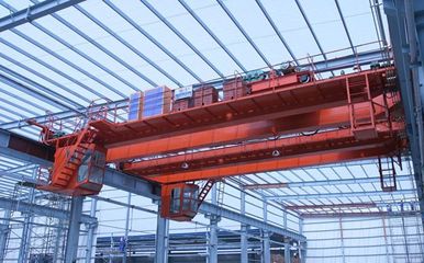 橋式起重機詳解 龍門吊、懸臂吊與QD型10噸雙梁行車的價格、廠家與選購指南